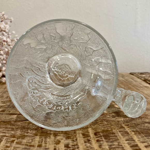 1993 The Flintstones McDonald's Glass Mug RocDonalds Mammoth Mug Clear Embossed - Picture 3 of 8